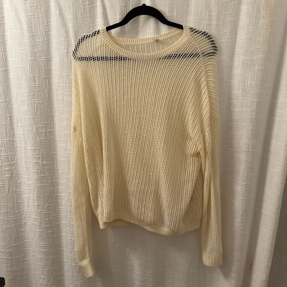 Uniqlo Cream Women's Crew Neck Sweater